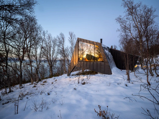 Aurora-2.0-103-scaled